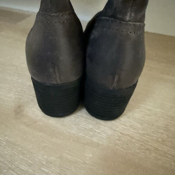 NEW Born Fannar Leather Suede Gray Knee High Tall Wide Calf Boot Sz 6 M $240 - Picture 6 of 11